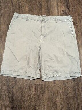 Izod Men's Light Gray Cotton Shorts